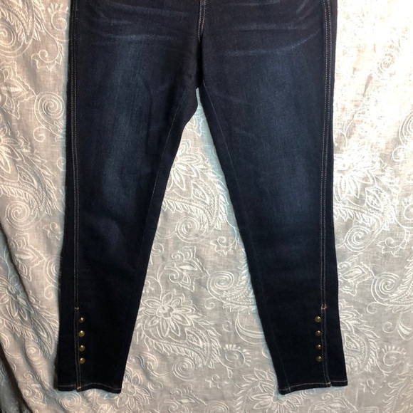 Anthro Pilcro Dark Wash Skinny Jeans w/Gold Button - Picture 6 of 9